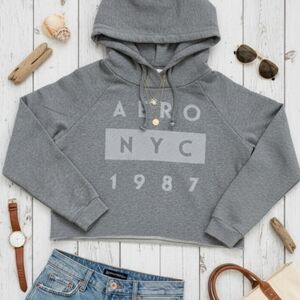 Aéropostale "AERO NYC 1987" Cropped Hoodie
